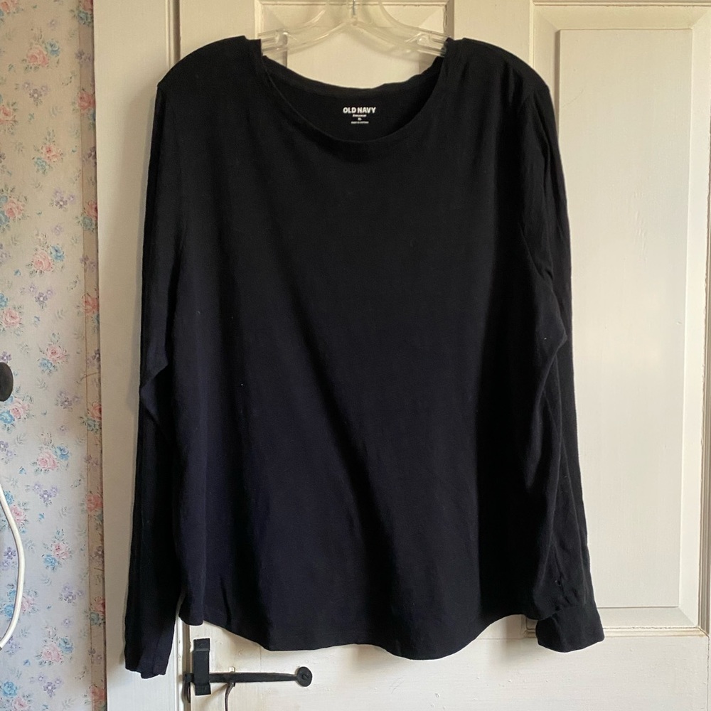 Old Navy Women’s Black Long Sleeve Shirt